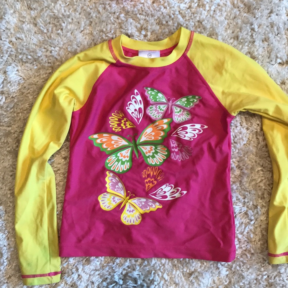 Hanna Andersson 120 (6-7) swim shirt never worn